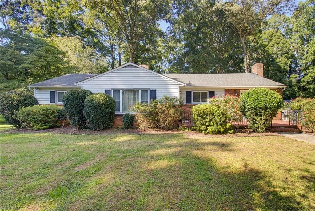 1817 Fairview Boulevard, Winston-Salem NC 27127