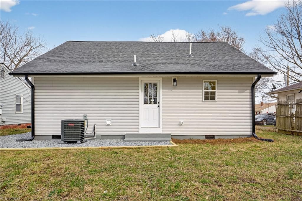 Stick/Site Built at 1114 Richland Street, High Point NC 27260, photo 28 of 33