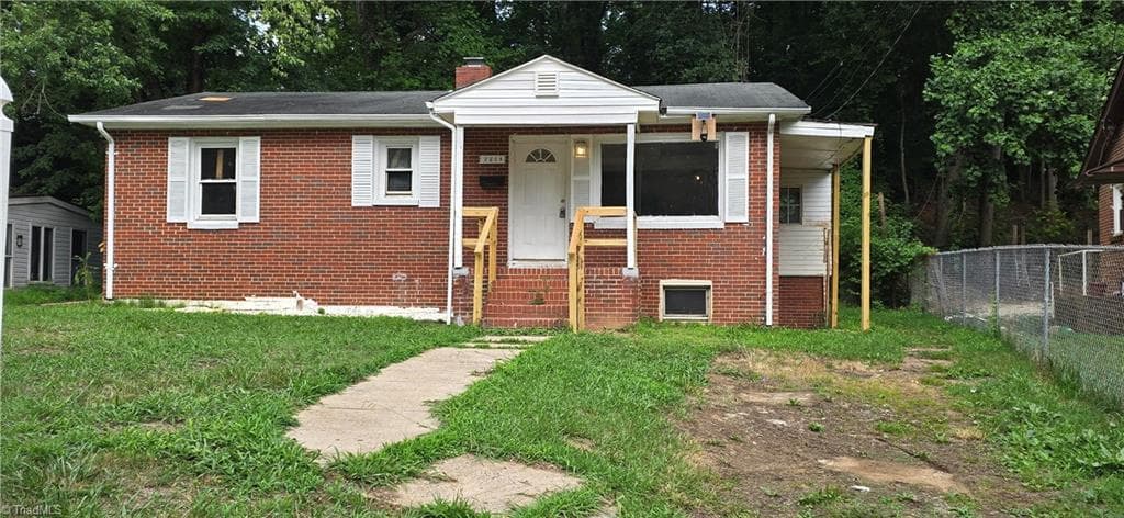 2219 Manchester Street, Winston-Salem NC 27105