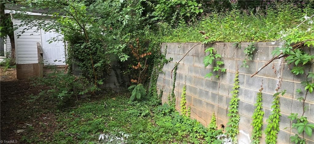 Stick/Site Built at 2219 Manchester Street, Winston-Salem NC 27105, Winston-Salem, photo 11 of 39