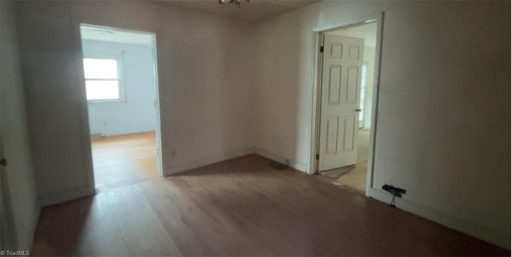 Stick/Site Built at 902 Ross Avenue, Greensboro NC 27406, photo 4 of 12
