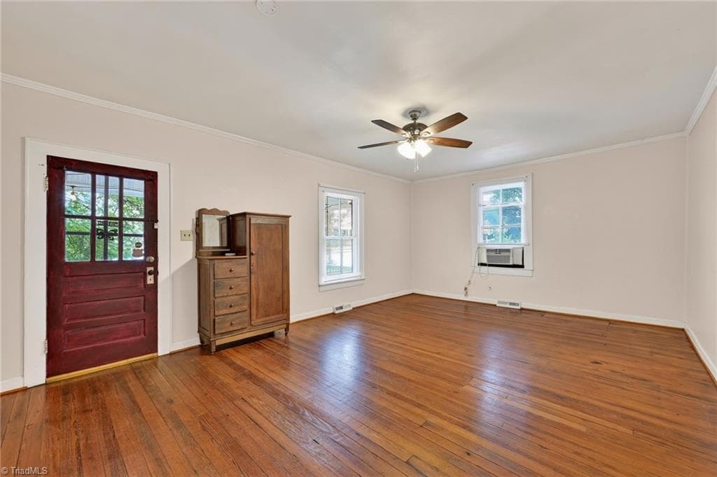 Stick/Site Built at 719 S Green Street, Winston-Salem NC 27101, Winston-Salem, photo 5 of 23