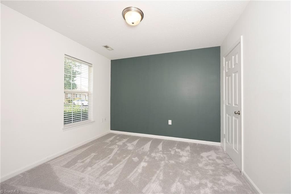 Stick/Site Built at 3273 Hyde Place Circle, Winston-Salem NC 27103, photo 27 of 40
