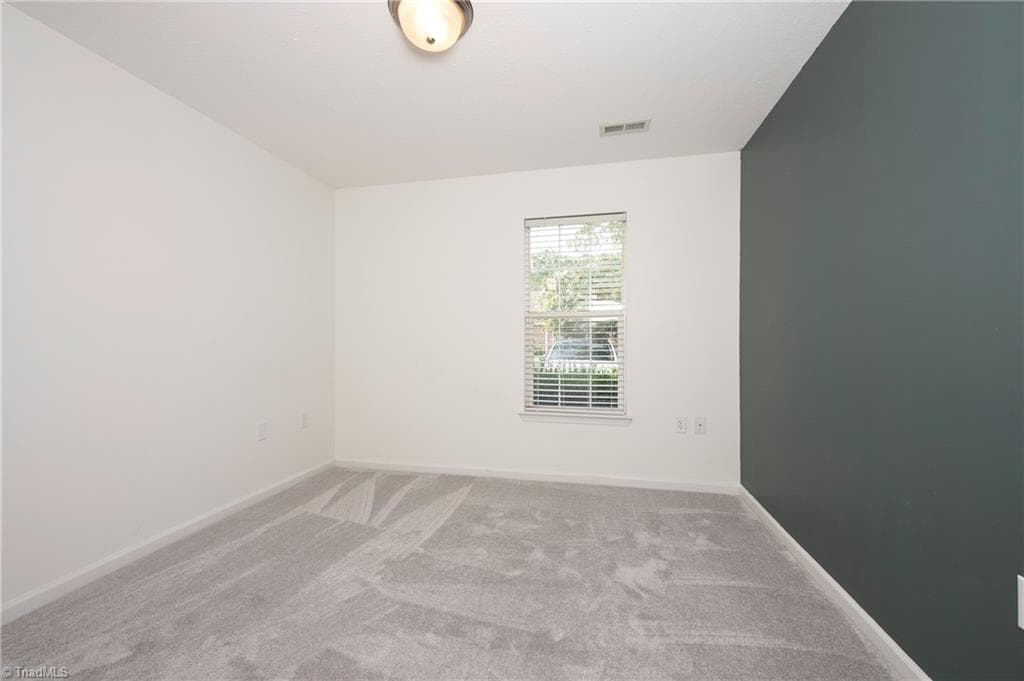 Stick/Site Built at 3273 Hyde Place Circle, Winston-Salem NC 27103, photo 28 of 40