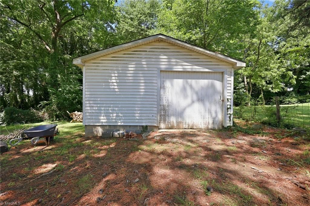 Stick/Site Built at 306 Oakgrove Drive, Graham NC 27253, photo 17 of 30