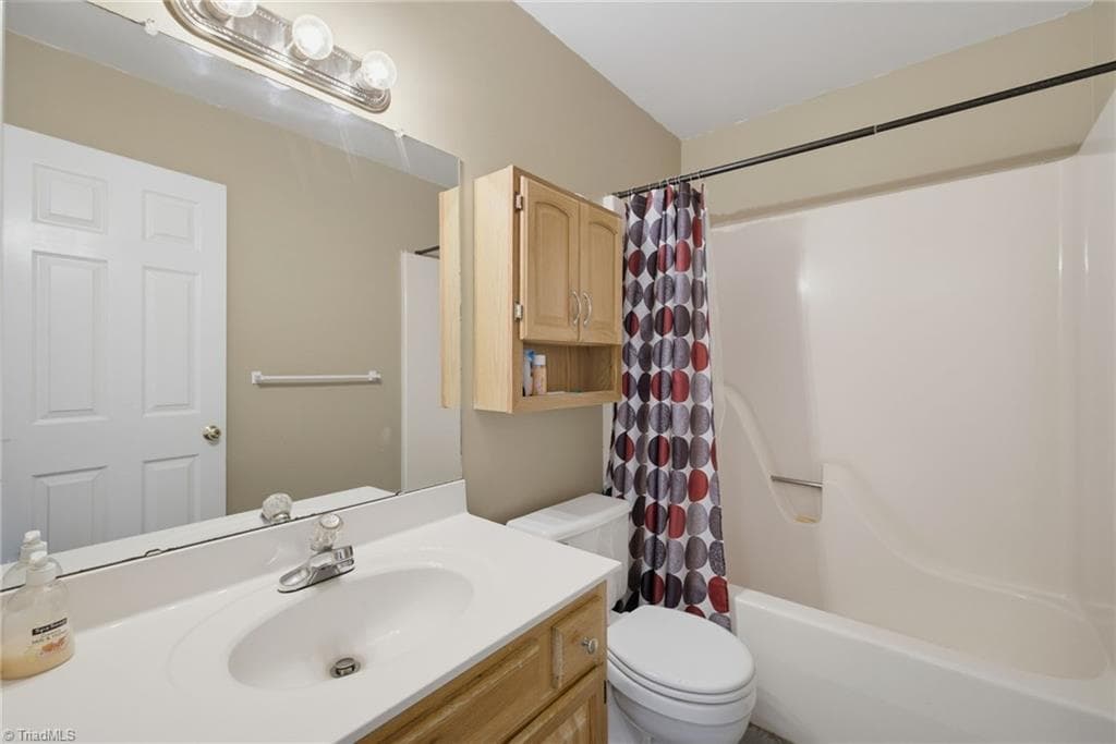 Stick/Site Built at 3809 Oak Forest Drive, High Point NC 27265, photo 20 of 45