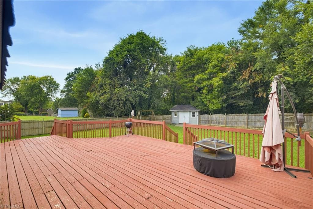 Stick/Site Built at 3809 Oak Forest Drive, High Point NC 27265, photo 24 of 45