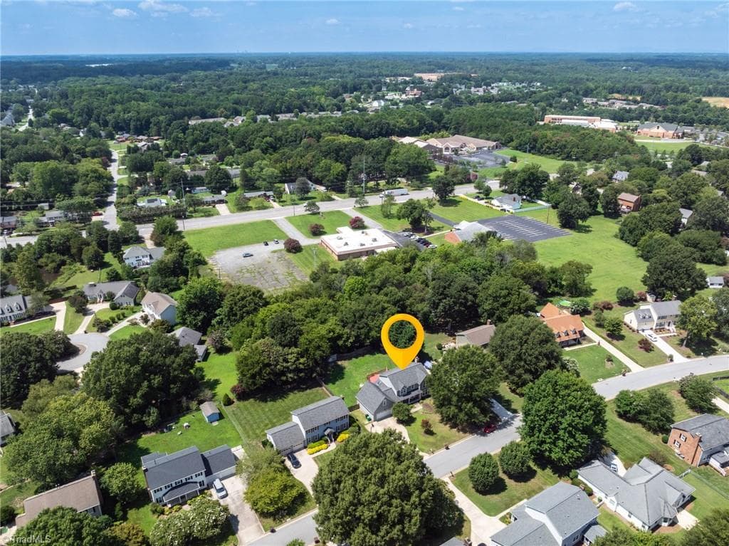 Stick/Site Built at 3809 Oak Forest Drive, High Point NC 27265, photo 34 of 45