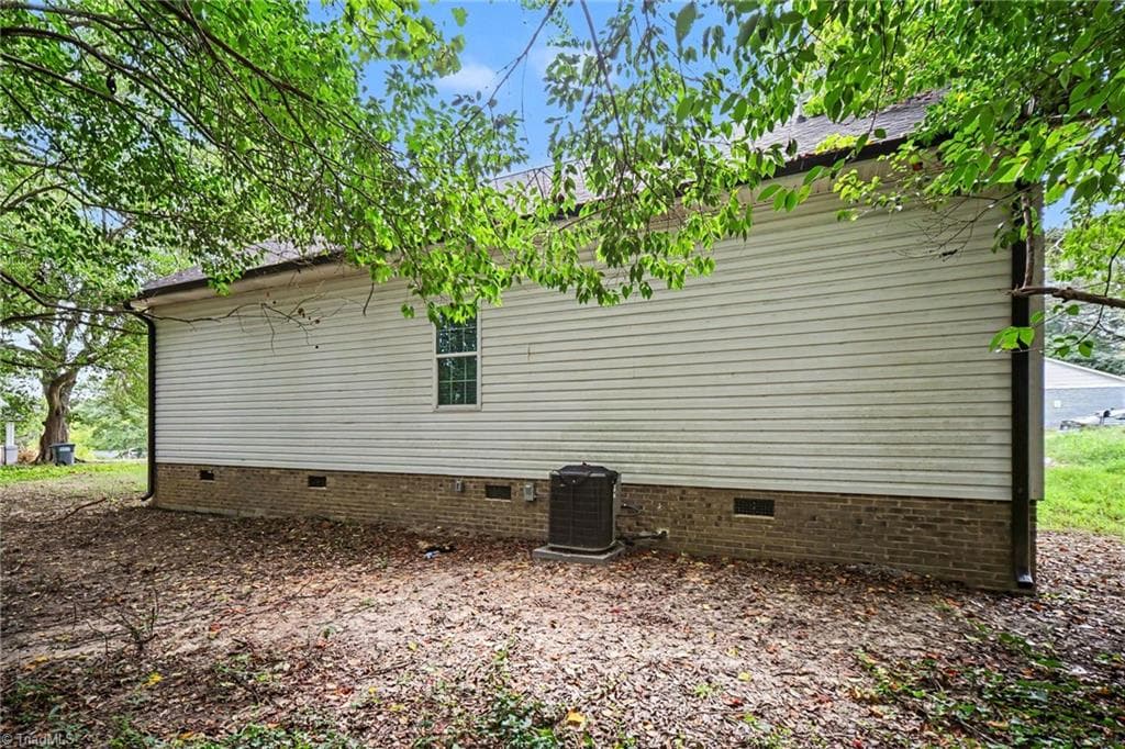 Stick/Site Built at 1402 Essex Avenue, Gastonia NC 28052, Gastonia, photo 55 of 68