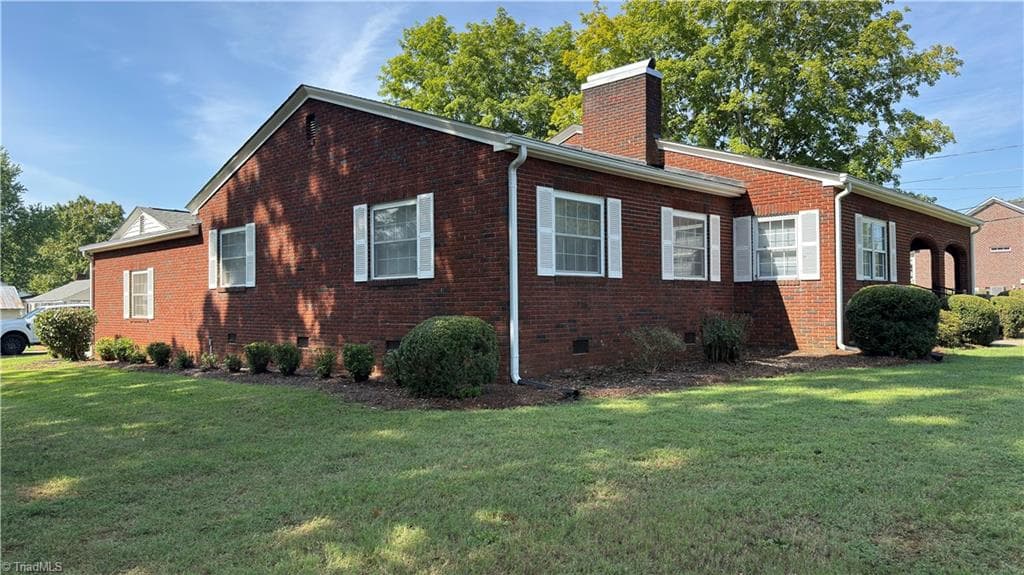 Stick/Site Built at 417 W Main Street, Yadkinville NC 27055, Yadkinville, photo 9 of 22