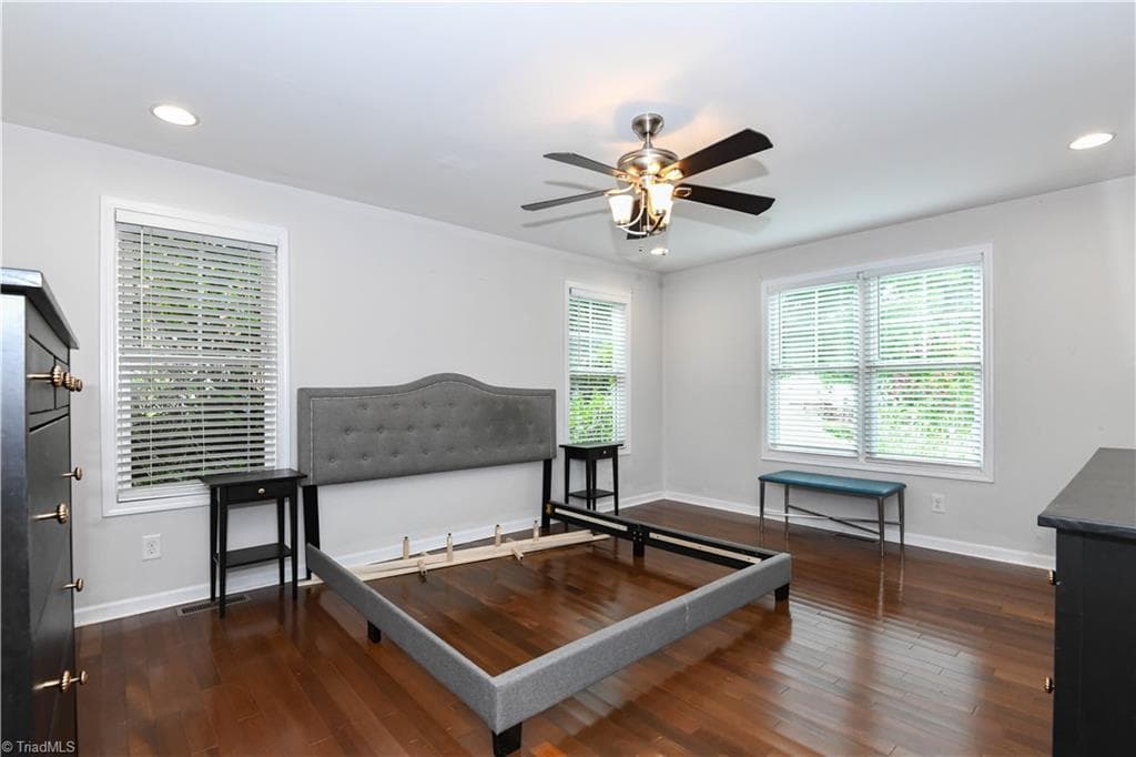 Stick/Site Built at 409 Warren Street, Greensboro NC 27403, photo 13 of 33