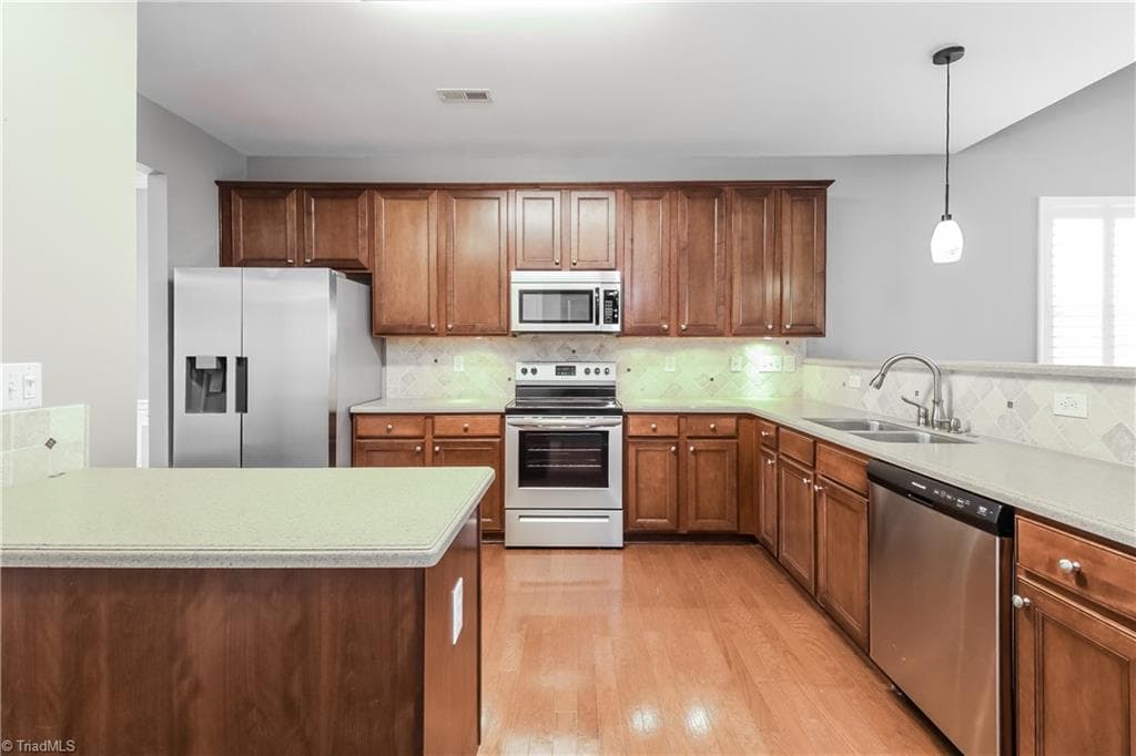 Stick/Site Built at 4512 Treebark Lane, High Point NC 27265, photo 7 of 14