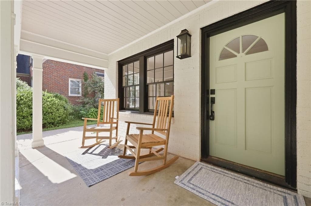 Stick/Site Built at 813 Arbordale Avenue, High Point NC 27262, photo 2 of 50