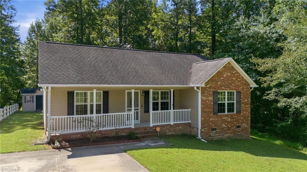 Stick/Site Built at 314 Conrad Circle, Thomasville NC 27360, photo 50 of 50
