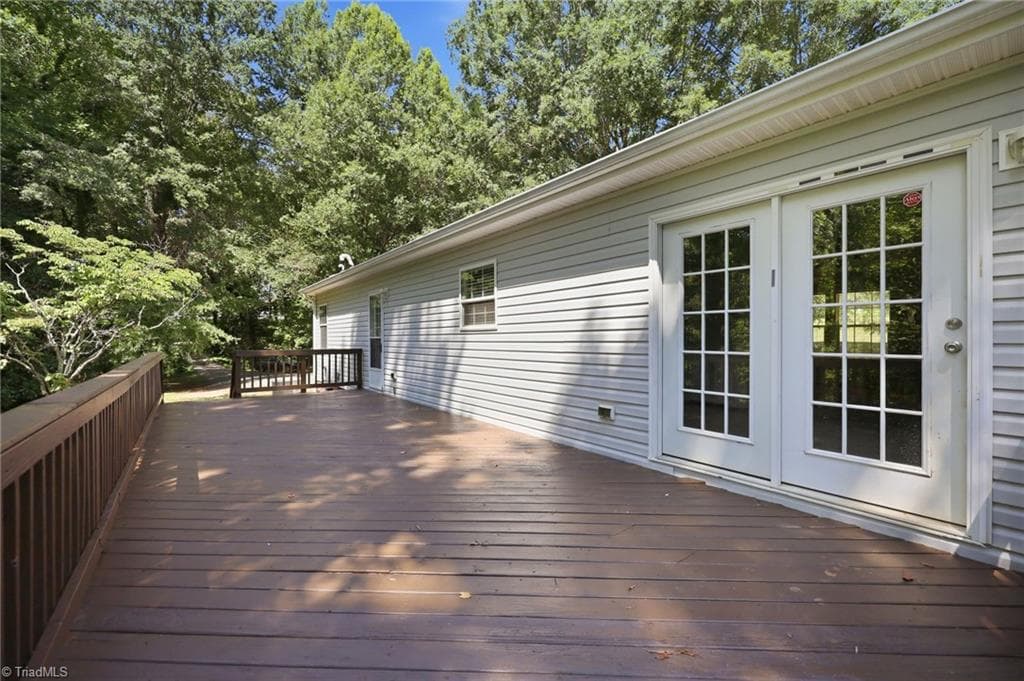 Manufactured Home at 4851 Murray Road, Winston-Salem NC 27106, Winston-Salem, photo 26 of 32