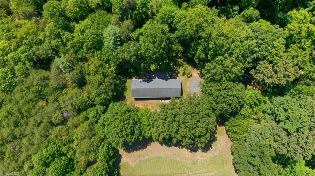 Manufactured Home at 4851 Murray Road, Winston-Salem NC 27106, Winston-Salem, photo 28 of 32