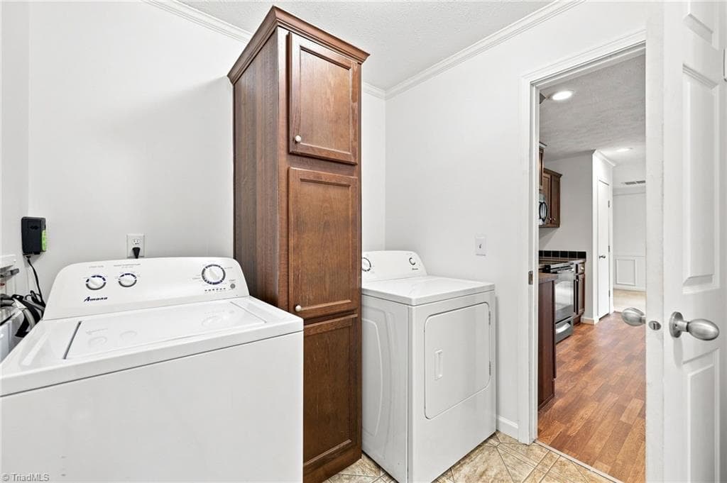 Manufactured Home at 4851 Murray Road, Winston-Salem NC 27106, Winston-Salem, photo 24 of 32