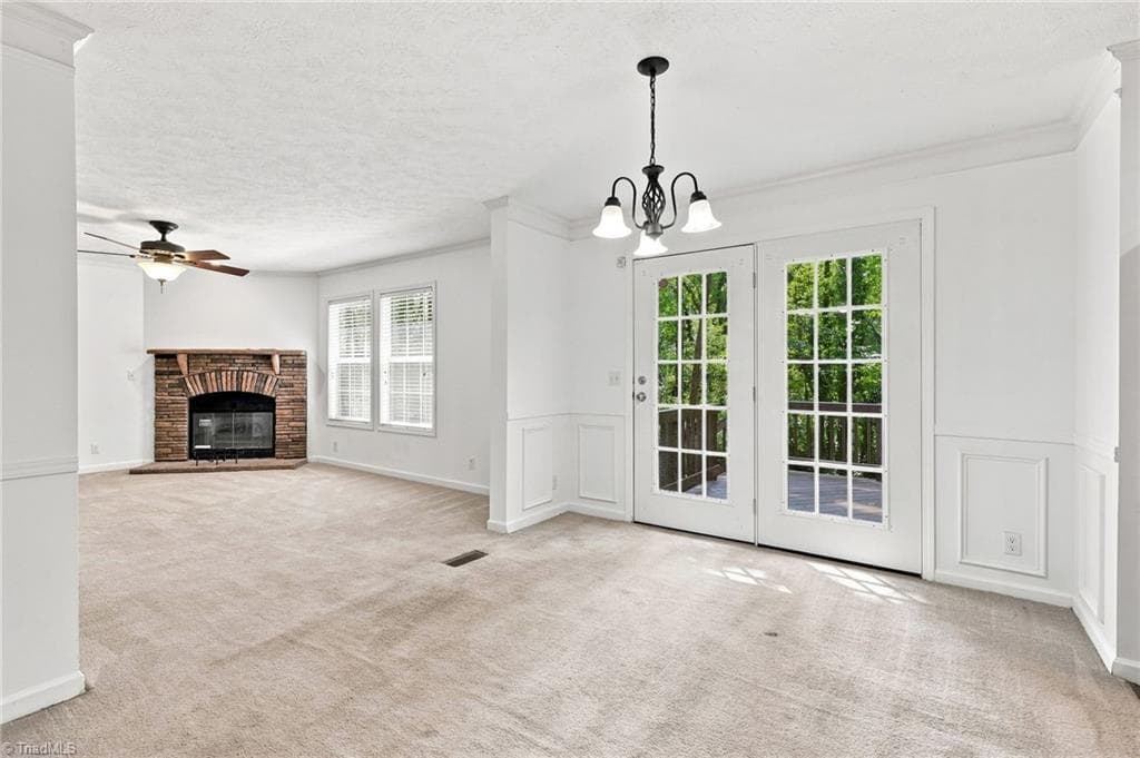 Manufactured Home at 4851 Murray Road, Winston-Salem NC 27106, Winston-Salem, photo 10 of 32