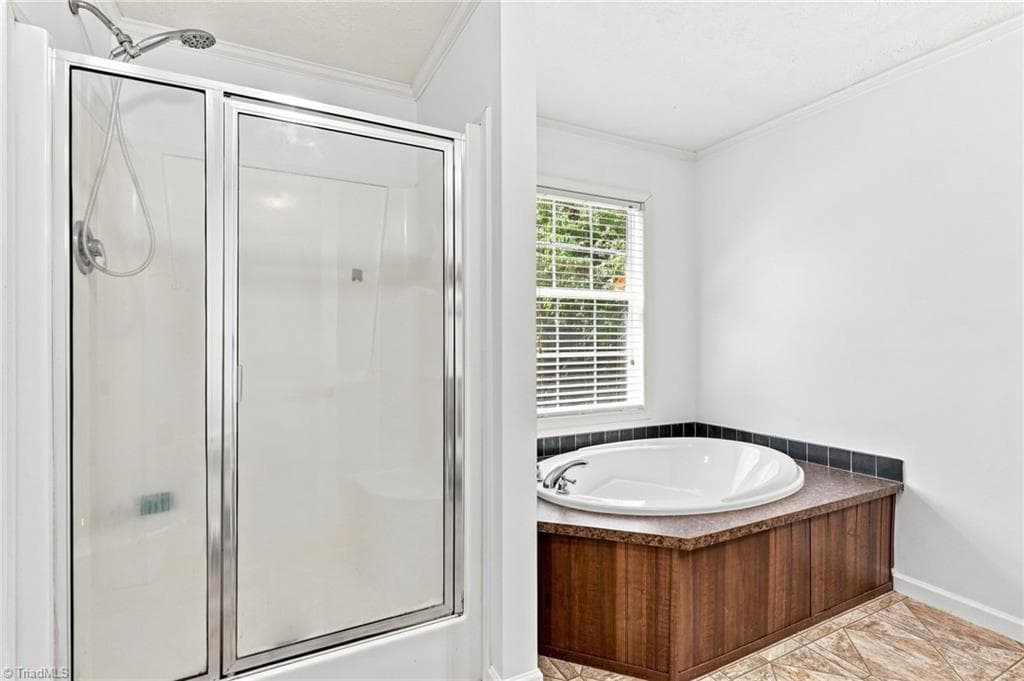 Manufactured Home at 4851 Murray Road, Winston-Salem NC 27106, Winston-Salem, photo 19 of 32