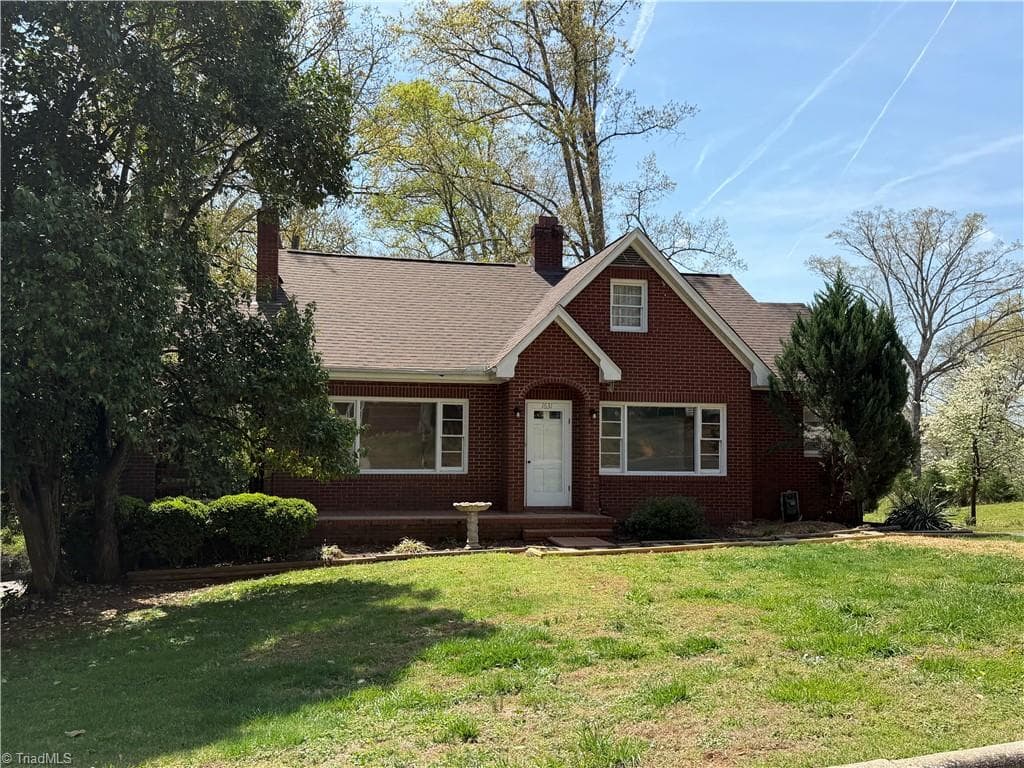 Stick/Site Built at 1631 Maple Avenue, Albemarle NC 28001, Albemarle, photo 5 of 46