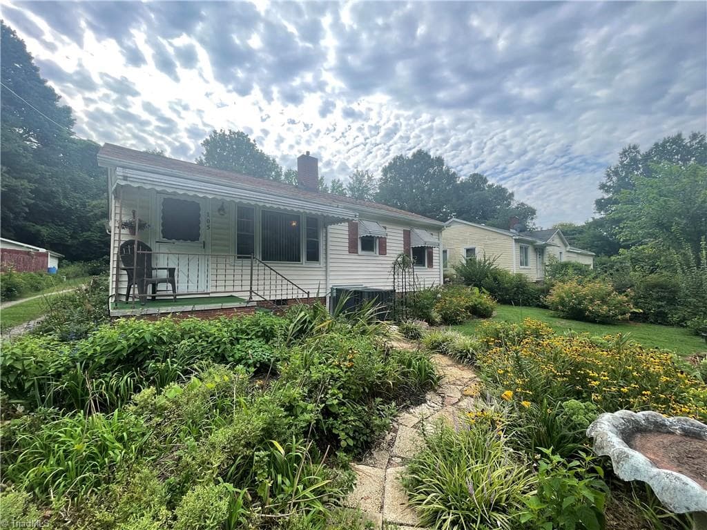 105 Spruce Street, Lexington NC 27292