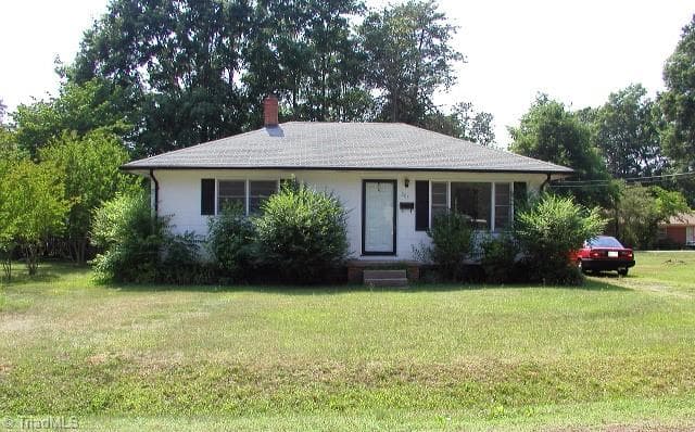 204 West Street, Mebane NC 27302