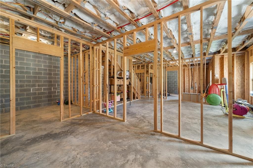 Stick/Site Built at 2748 Bartlett Lane, Clemmons NC 27012, photo 43 of 49