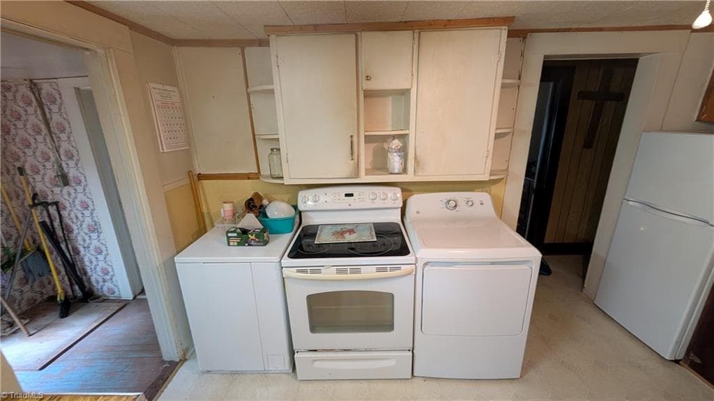 Stick/Site Built at 4323 Holly Spring Road, Ramseur NC 27316, photo 12 of 25