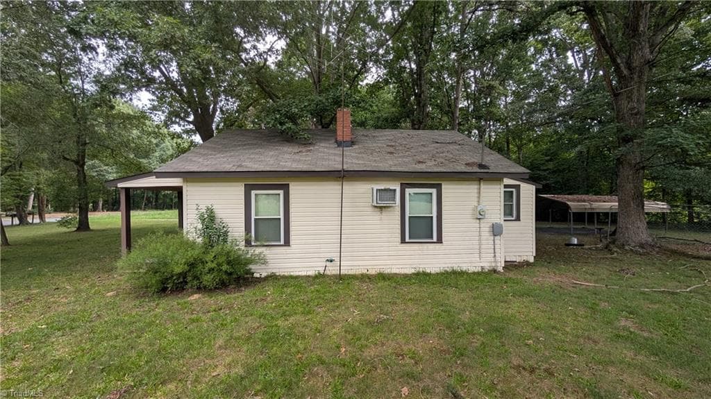 Stick/Site Built at 4323 Holly Spring Road, Ramseur NC 27316, photo 3 of 25
