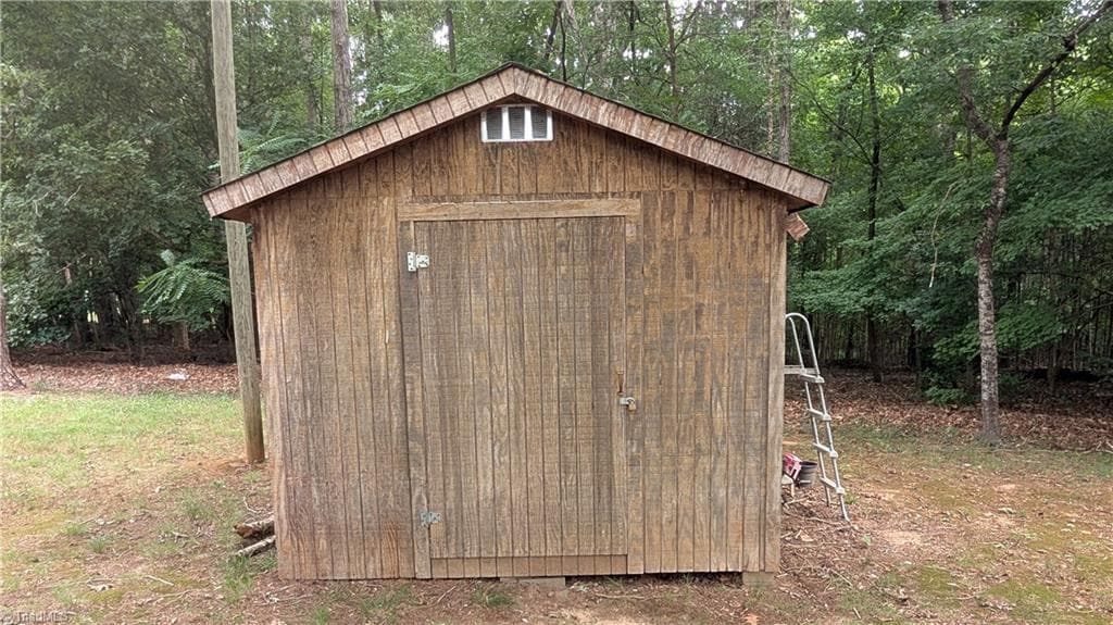 Stick/Site Built at 4323 Holly Spring Road, Ramseur NC 27316, photo 8 of 25