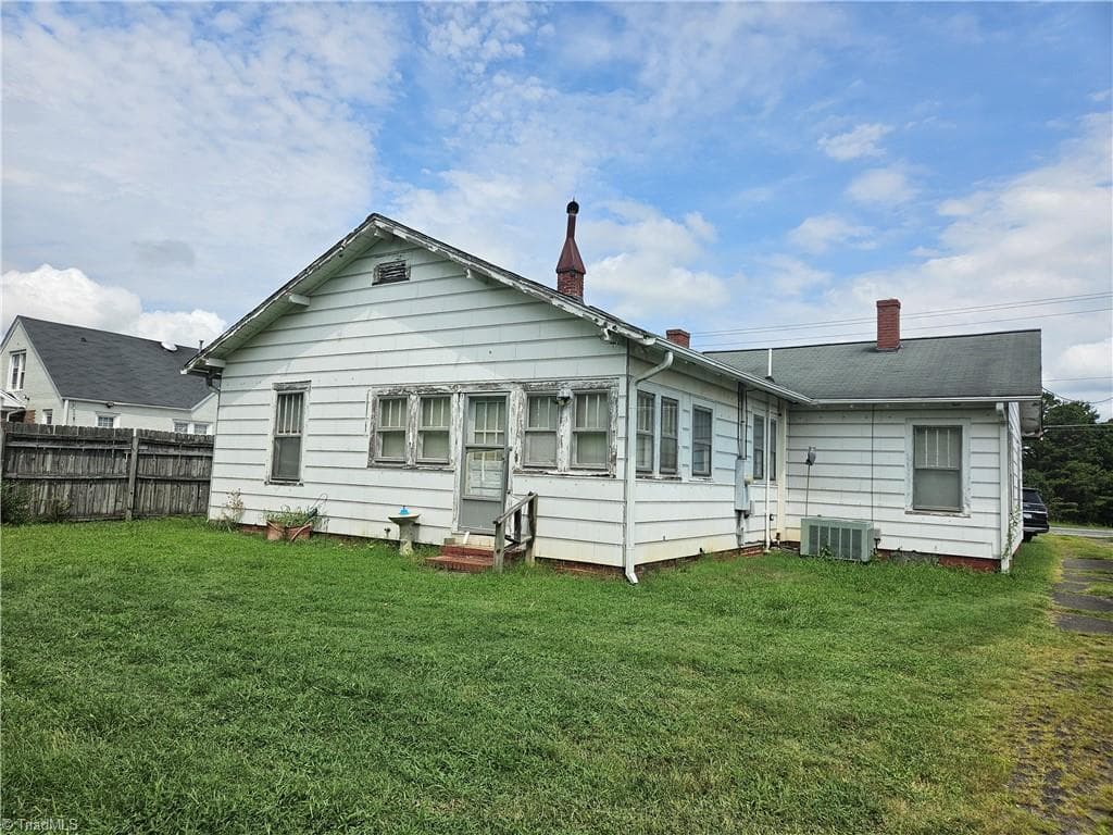 Stick/Site Built at 5551 Old US Highway 52, Lexington NC 27295, Lexington, photo 51 of 72