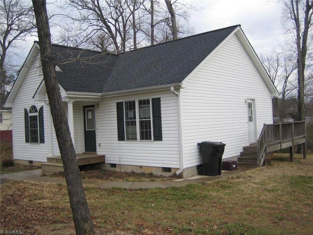 Stick/Site Built at 2864 Maple Avenue, Burlington NC 27215, Burlington, photo 3 of 3