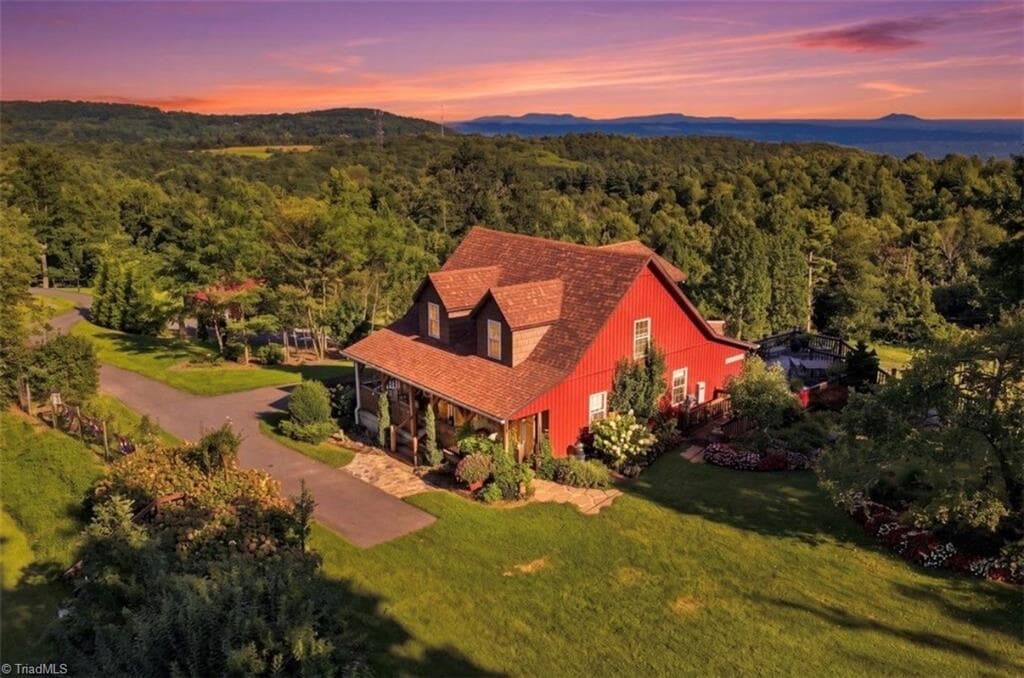 2351 OLD APPALACHIAN TRL Trail, Fancy Gap VA 24328
