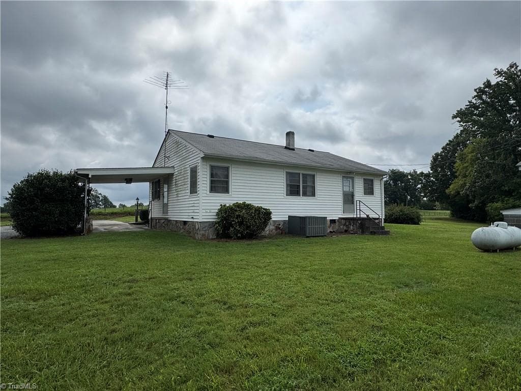 Stick/Site Built at 1100 Ben Smith Road, Siler City NC 27344, photo 4 of 32