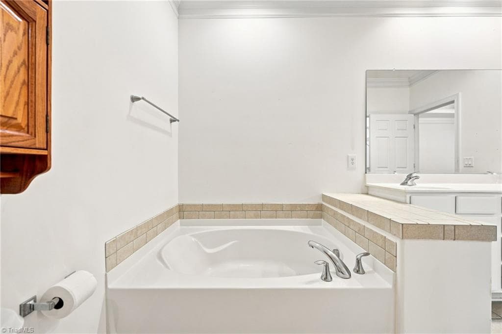Stick/Site Built at 903 Southlake Court, Lexington NC 27295, photo 20 of 40