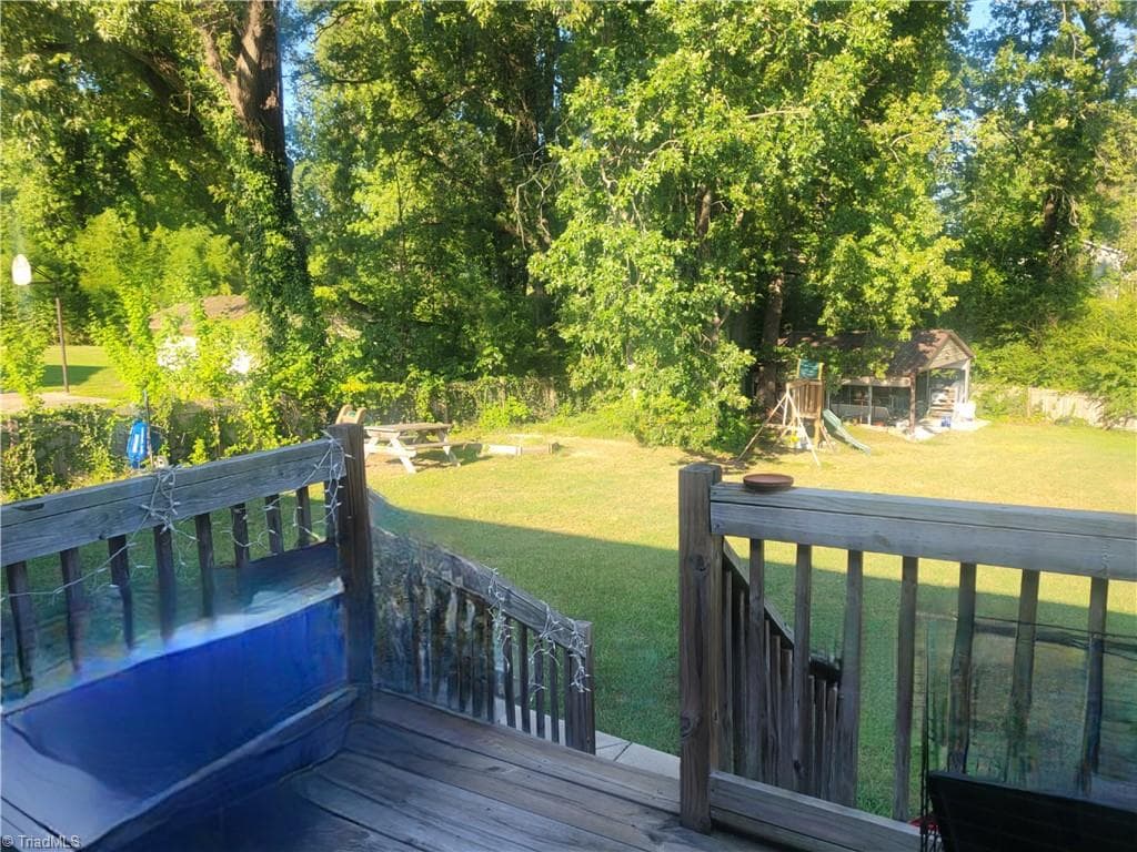 Stick/Site Built at 607 Duke Street, Thomasville NC 27360, photo 29 of 36