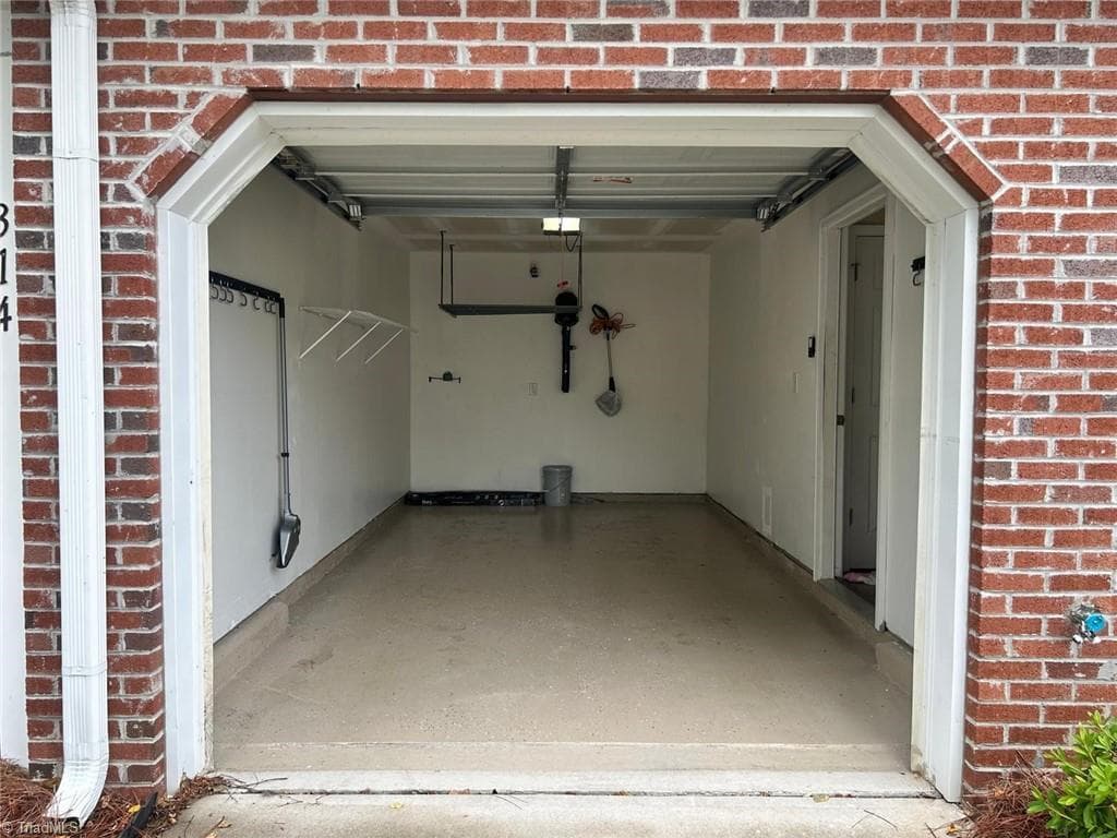 Stick/Site Built at 312 Robyns Glen Circle, Greensboro NC 27409, photo 3 of 29