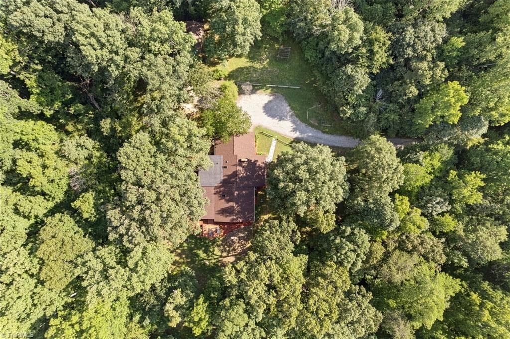 Stick/Site Built at 5639 Newman Davis Road, Greensboro NC 27406, photo 3 of 33