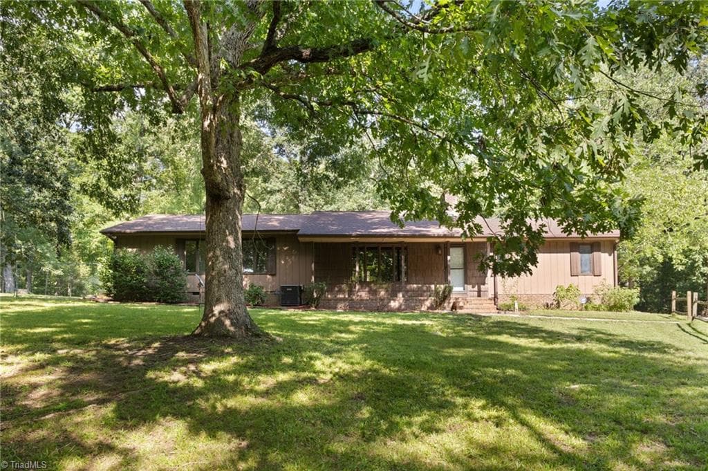 Stick/Site Built at 5639 Newman Davis Road, Greensboro NC 27406, photo 31 of 33