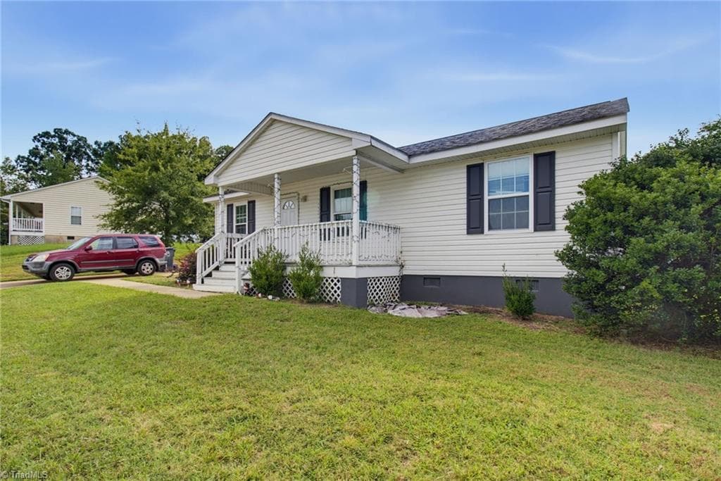 3 Dan Hughes Court, Greensboro NC 27405