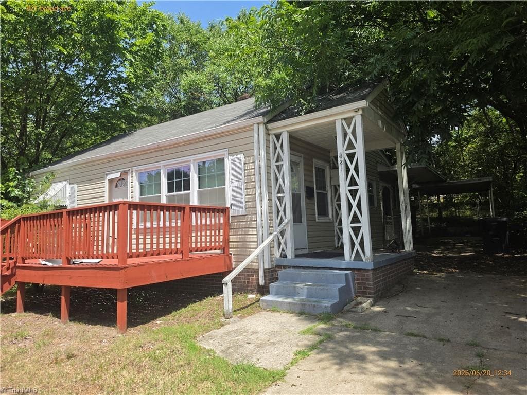 Stick/Site Built at 821 Broad Avenue, Greensboro NC 27406, photo 2 of 7