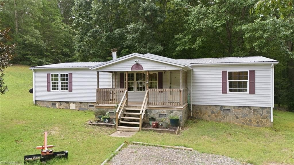 Manufactured Home at 320 Stanley Road, Stokesdale NC 27357, Stokesdale, photo 28 of 50