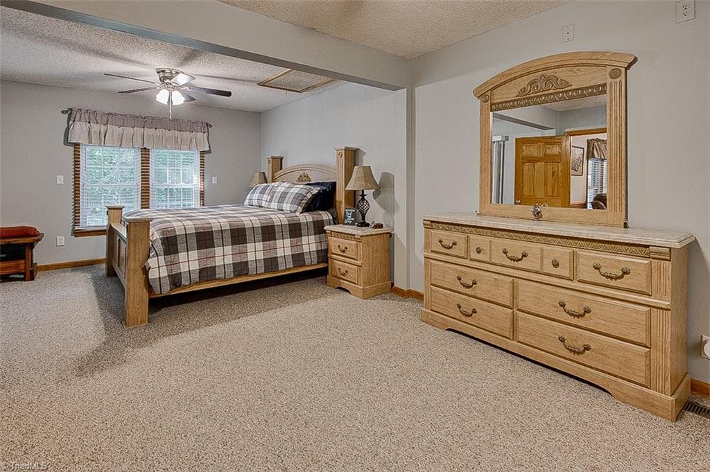 Manufactured Home at 2207 Millcroft Road, Pleasant Garden NC 27313, photo 27 of 48