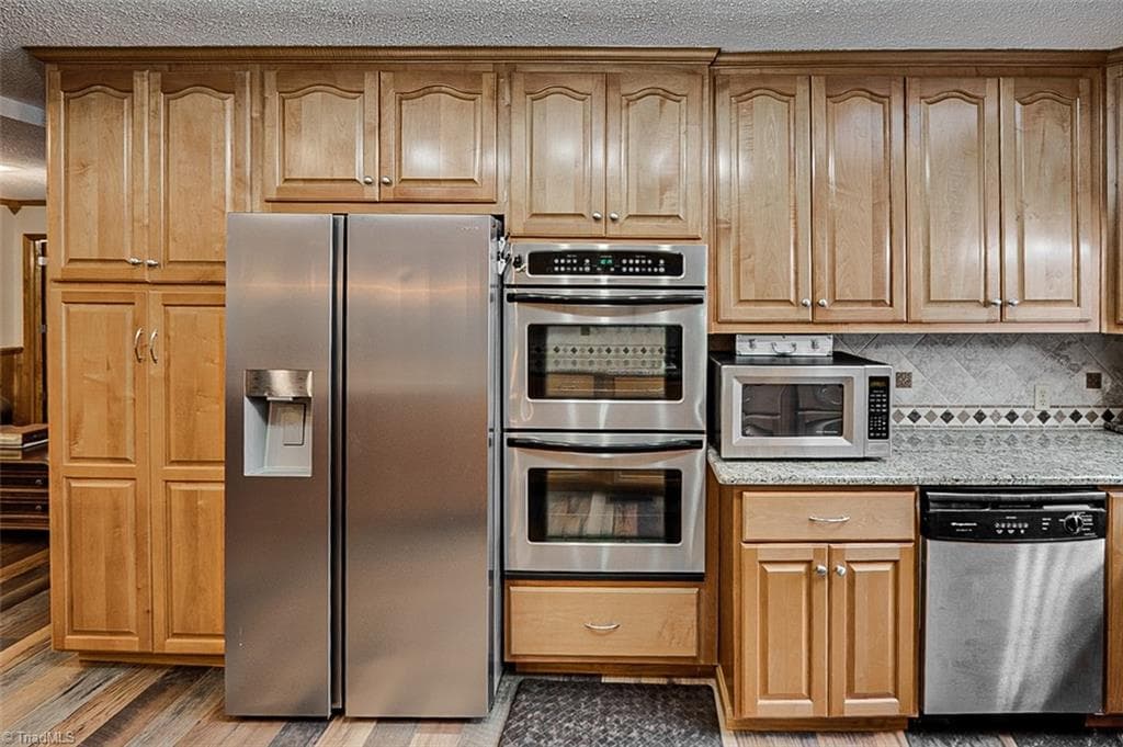 Manufactured Home at 2207 Millcroft Road, Pleasant Garden NC 27313, photo 22 of 50