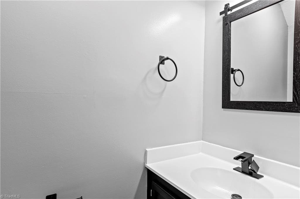 Stick/Site Built at 440 Vista Circle # A, Winston-Salem NC 27106, Winston-Salem, photo 8 of 29