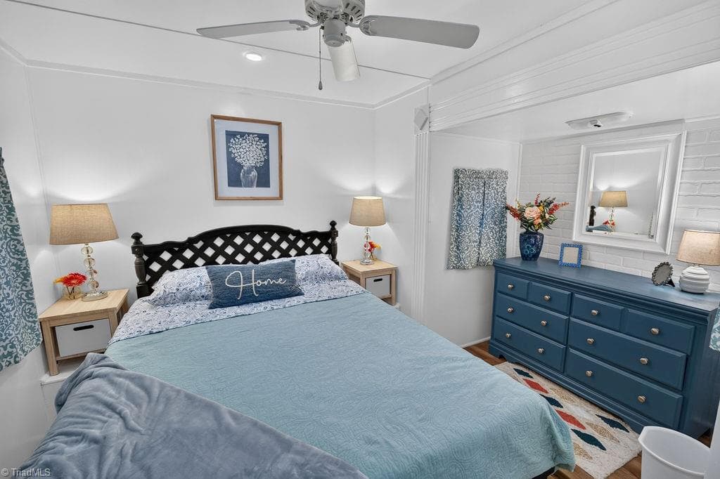 Manufactured Home at 189 Club House Drive, Ennice NC 28623, photo 15 of 37