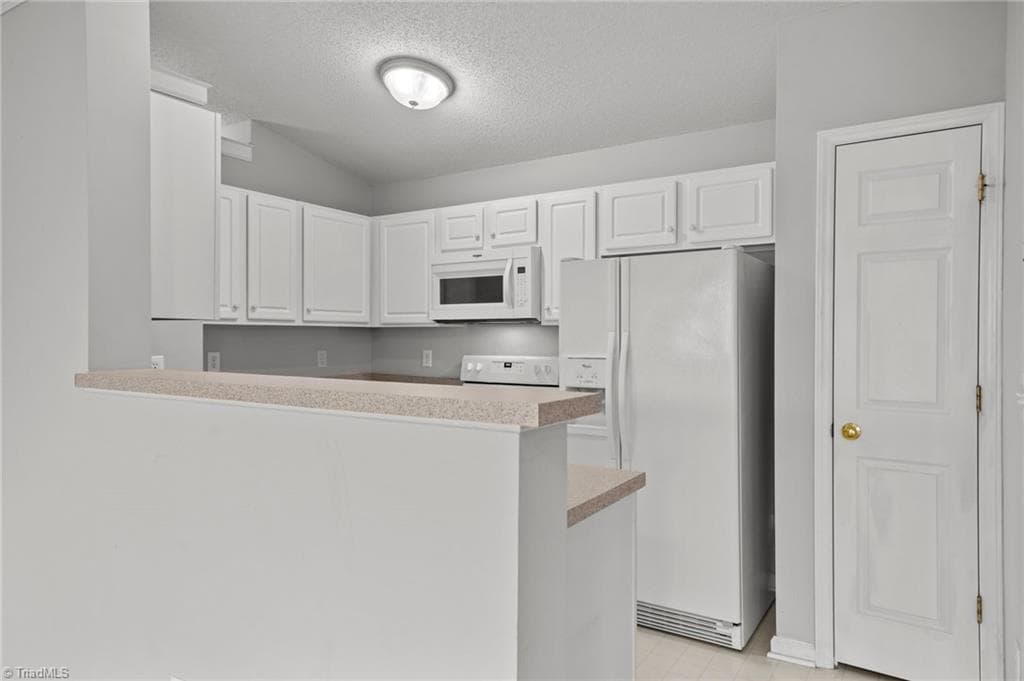 Stick/Site Built at 831 Timberline Ridge Court, Winston-Salem NC 27106, Winston-Salem, photo 11 of 31