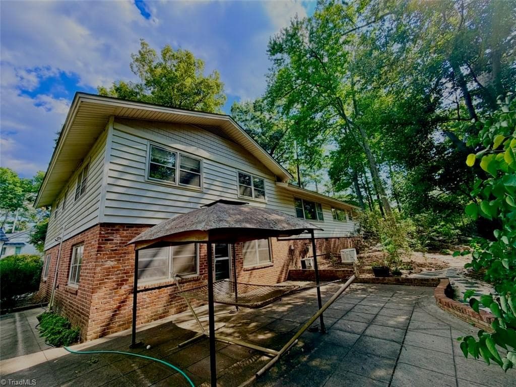 Stick/Site Built at 1200 Glen Eden Drive, Raleigh NC 27612, Raleigh, photo 3 of 100