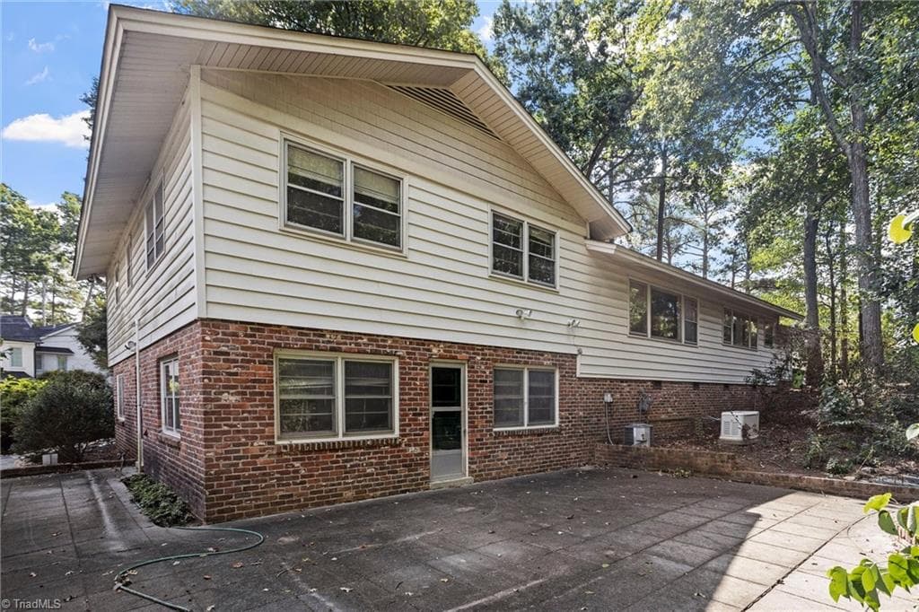 Stick/Site Built at 1200 Glen Eden Drive, Raleigh NC 27612, Raleigh, photo 37 of 100