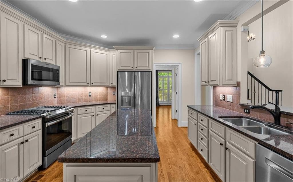 Stick/Site Built at 1 Rosebay Lane, Greensboro NC 27455, photo 12 of 50
